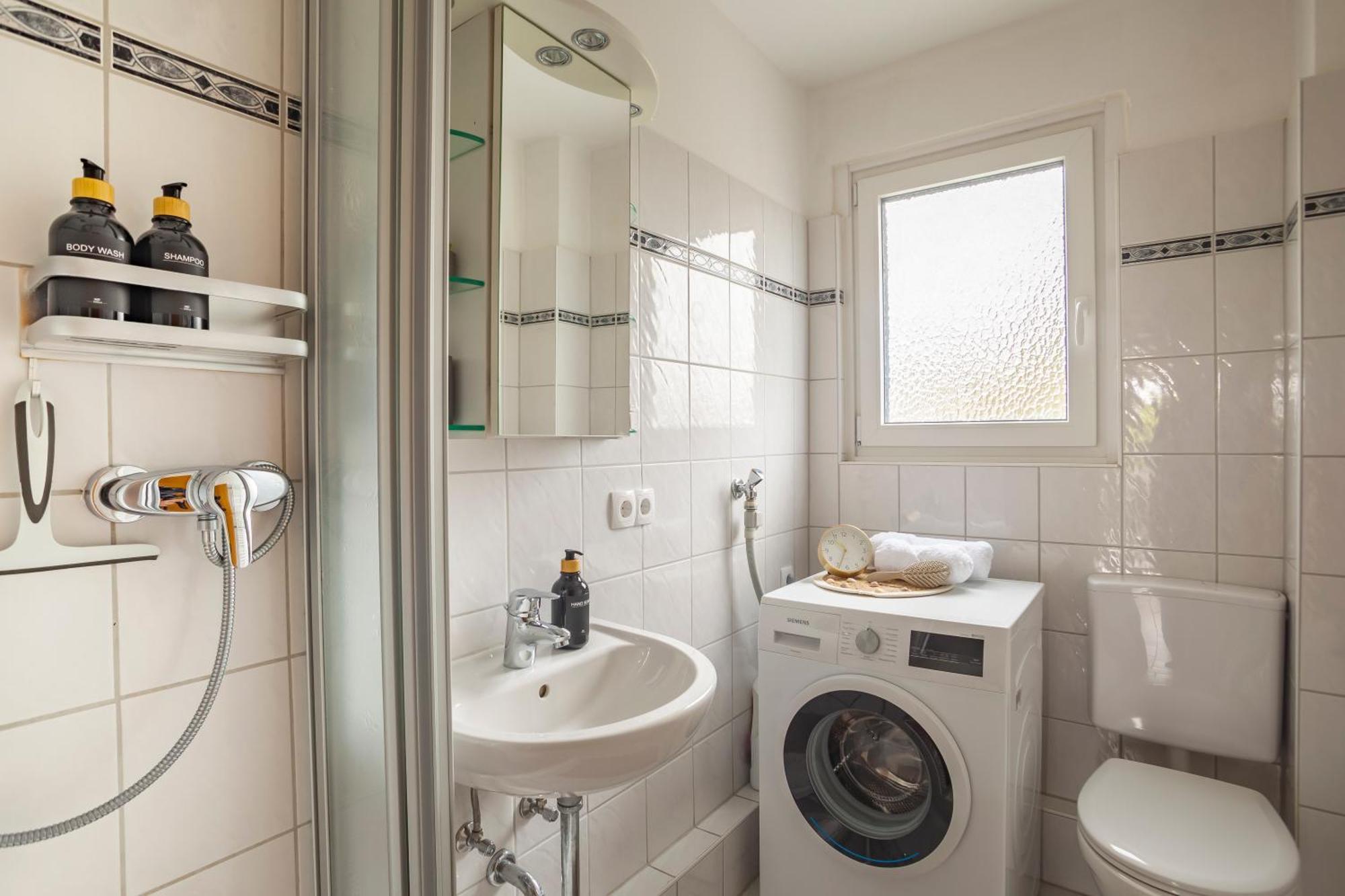 Exclusive 2-Room-City-Apartment - Contactless Check-In Ганновер Экстерьер фото